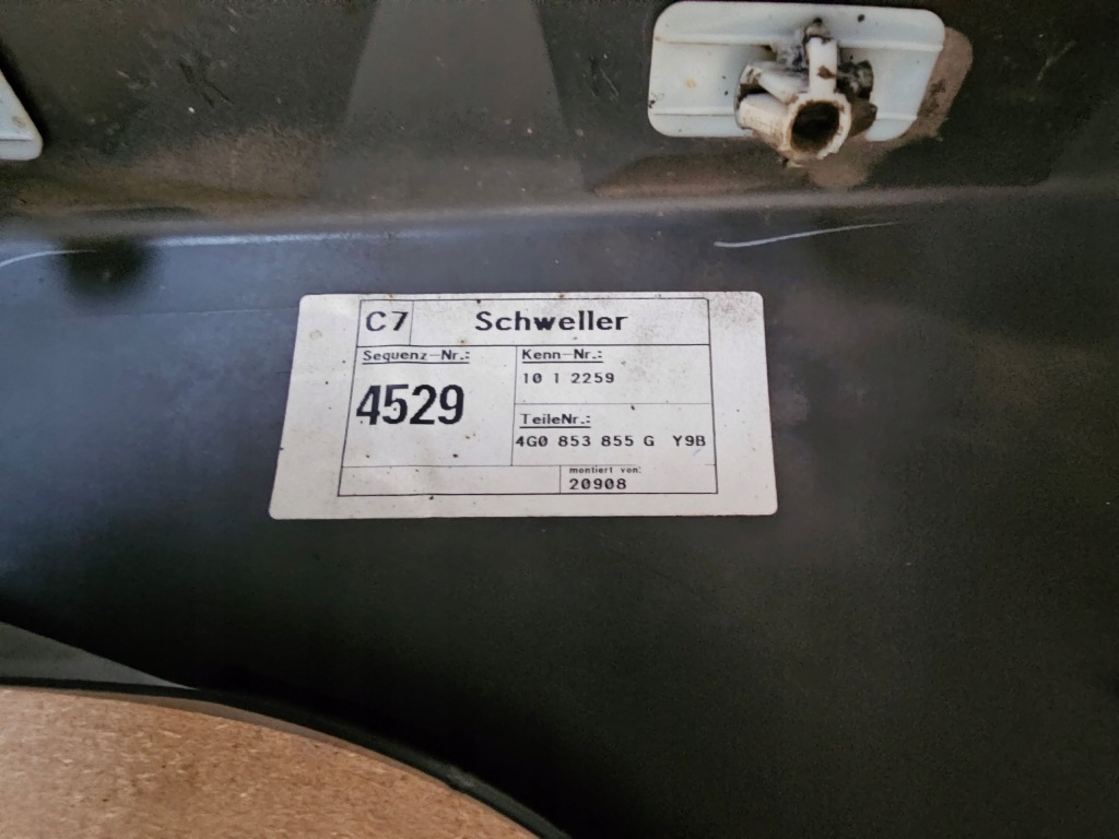 Audi a6 c7 седан 2010-2019 молдинг поріг накладка ліва ly9b 4g0853855g Київ