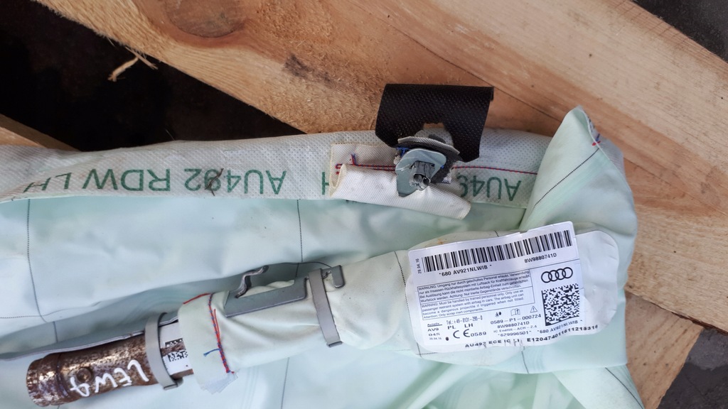 фото №10, A4 b9 8w шторка безопасности левая подушка безопасности 8w9880741d kombi