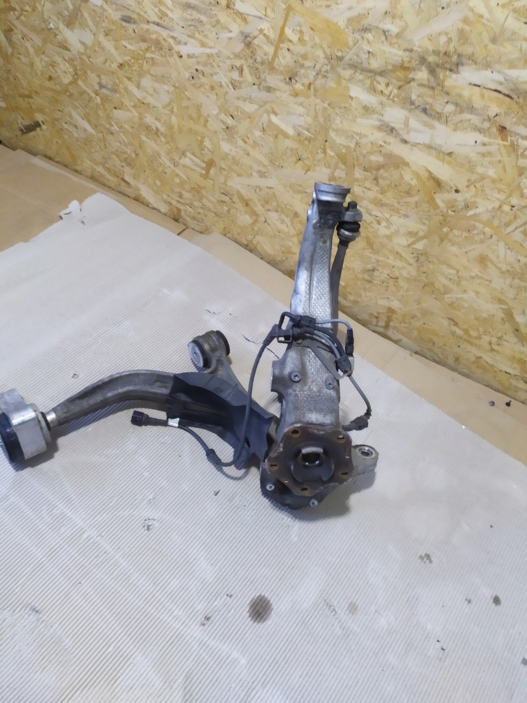 фото №1, Подвеска перед правое поворотный кулак panamera 971