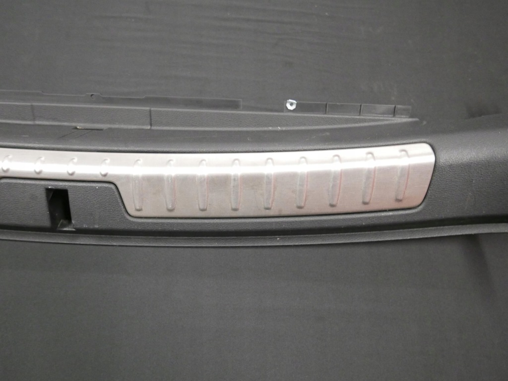 Bmw x6 f16 накладка корпус порог багажника 7314704 Цена