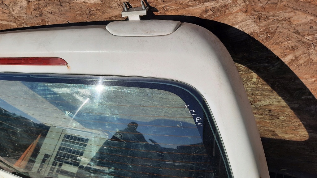 фото №6, Задняя крышка багажника багажника peugeot partner i 03r 1.9d ewpa