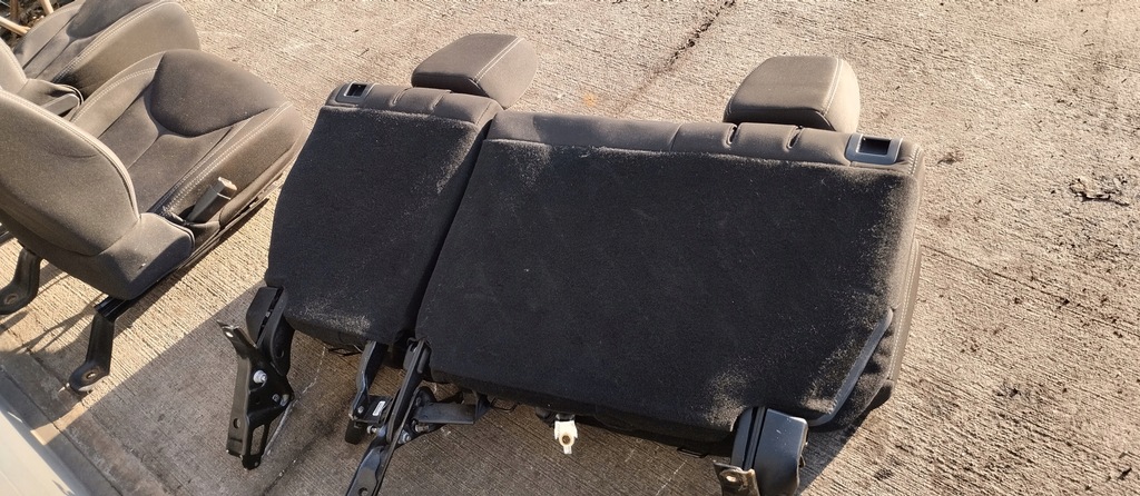 фото №8, Сиденья обивка заднее сиденье набор wrangler jk rubicon 4d