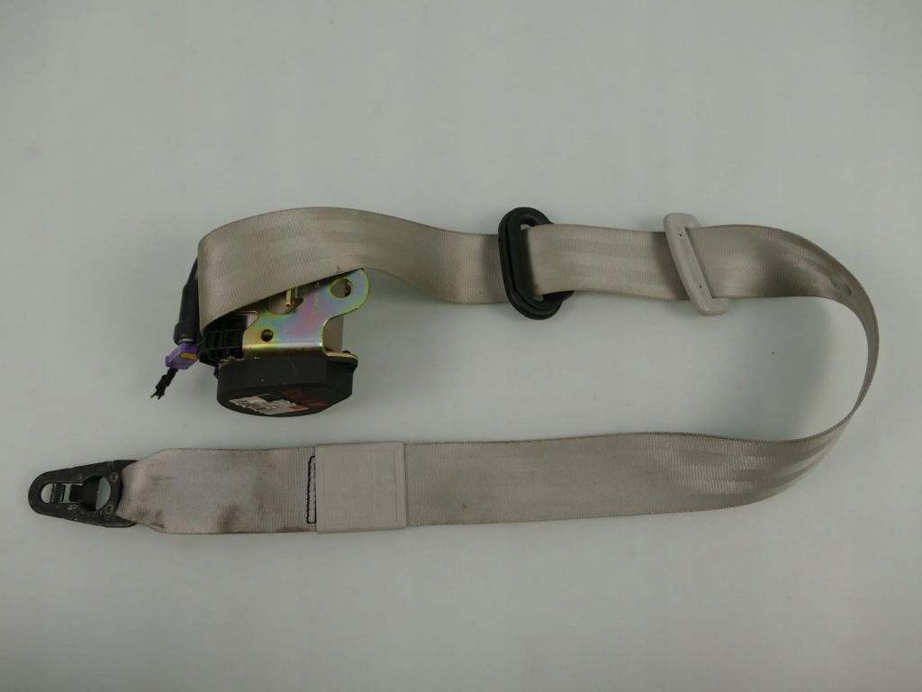 Купити Audi a8 d3 ремінь безпеки лівий перед передній