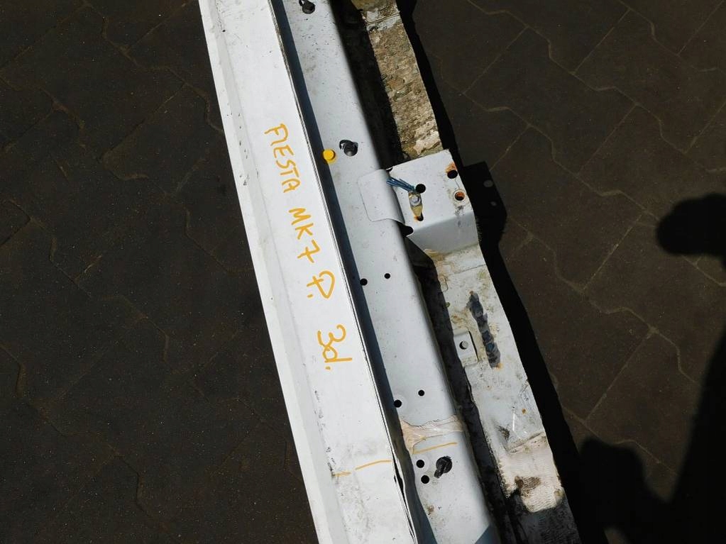 фото №6, Ford fiesta mk7 2014r 3d поріг правий