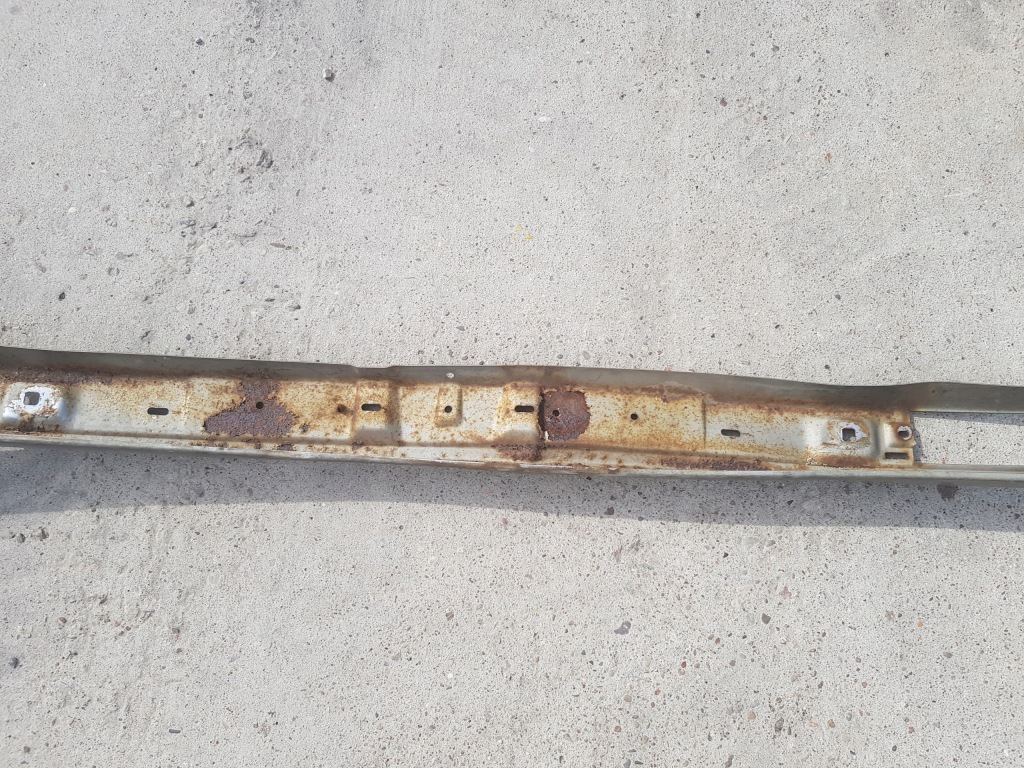 Купить Бампер перед хром середина оригинал bmw e30 узкая лампа przedlift