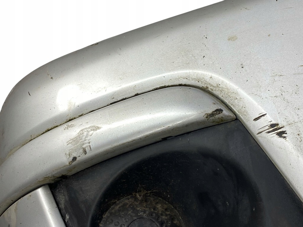 фото №10, Nissan tiida c11 1600cm3 2010 бампер передний хэтчбек