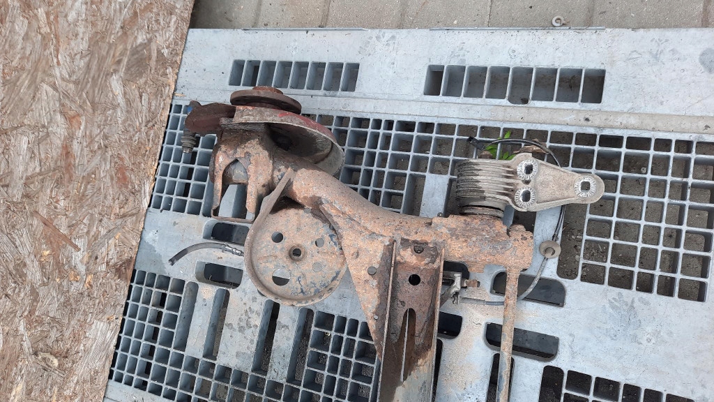 фото №12, Балка підвіска задня audi a6 c5 1.9 tdi sedan