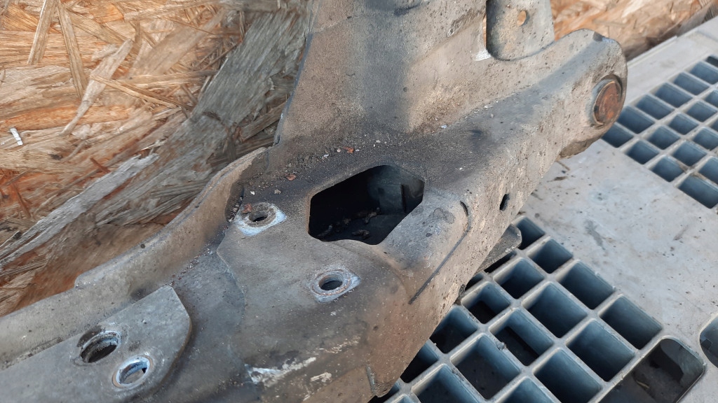 фото №8, Подрамник перед renault megane scenic i rx4 lift 1.4b