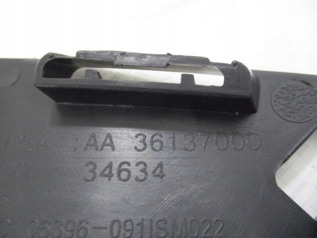 фото №10, Peugeot 308 t9 решітка кронштейн протитуманної фари ліва