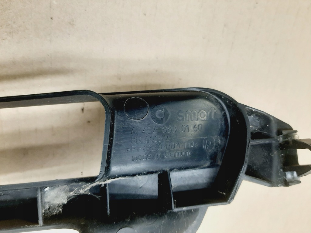 фото №7, Решётка средняя бампер перед smart forfour 454 lata 2004-2006 a4548880160