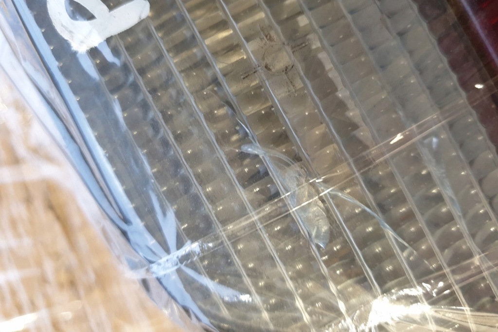 фото №8, Лампа права задня peugeot 605 6b 21425052 1992