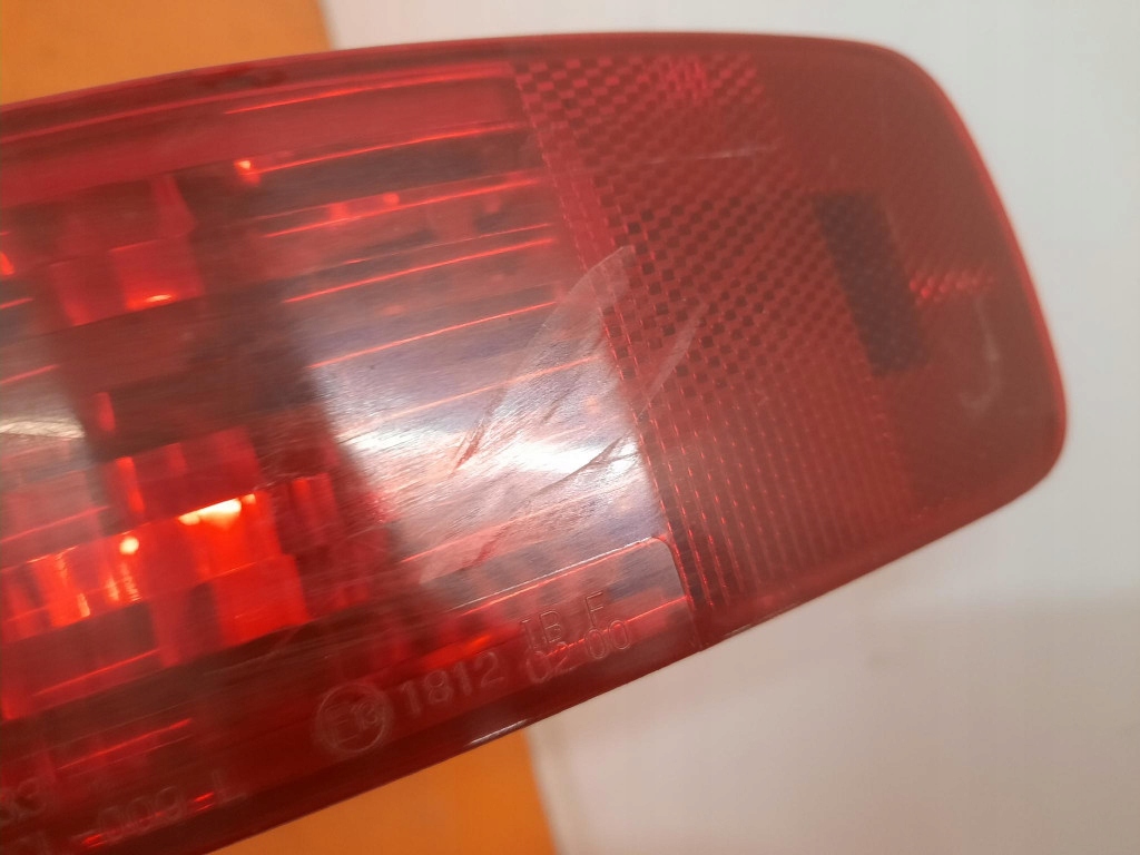 фото №8, Peugeot 4007 07-12 лампа противотуманная левая задняя задняя a048333