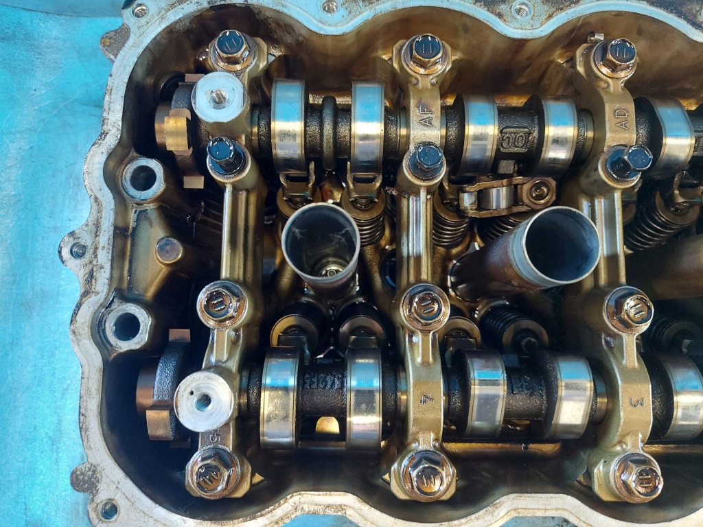 фото №16, Головка yaris ii 2011 r 1.33 vvti 1nrfe