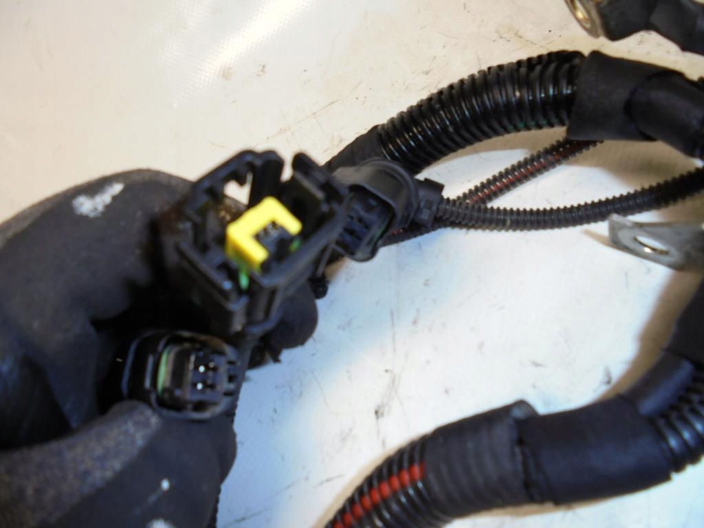 Джгут електропроводка клема плюсова 9819950480 peugeot 3008 ii 2 1,5d Недорого