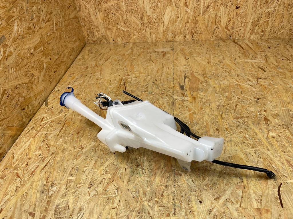 фото №6, Бак рідина омивача помпа toyota yaris iv p21 2020-