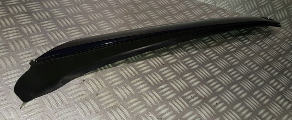 Mercedes slk w171 молдинг скло лобове права ущільнювач Київ