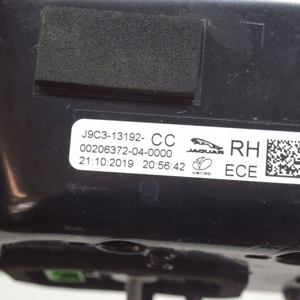 Jaguar e-pace 2019 правый  сторона фонари задний крышки багажника Киев