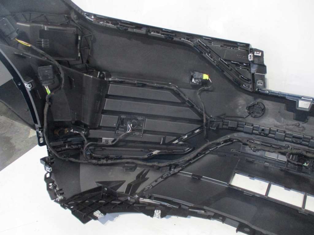 фото №9, Бампер перед vw touareg 760 6x pdc