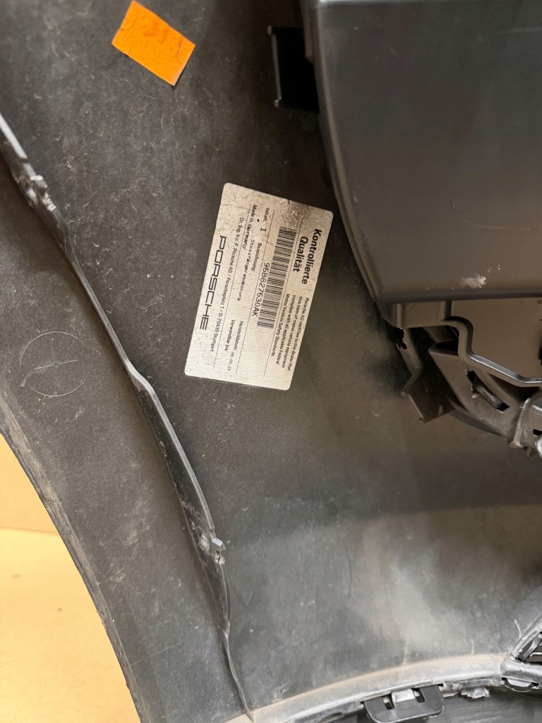 Бампер передній перед porsche macan 95b lift 22-24r 4x датчик повний Ціна