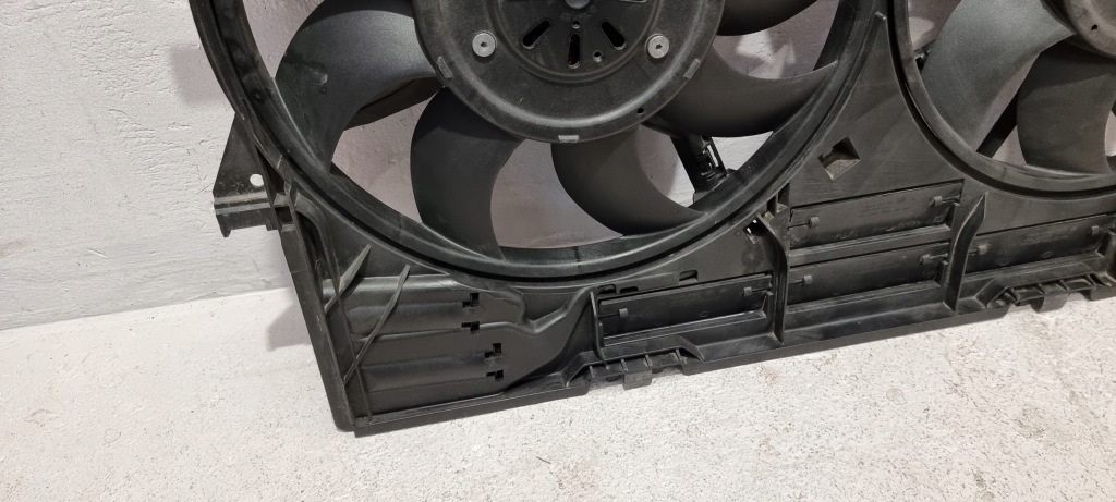 Купити Вентилятор радіатора audi q7 q5 a6 a7 a8