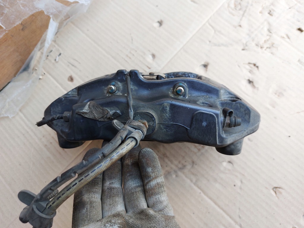 фото №4, Суппорт тормозной задняя левый правый aston martin vantage 4.7 v8 17r