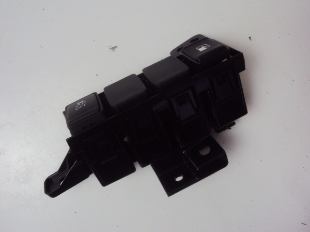 фото №1, Панель тяги крышка топлива nissan x-trail t32 14-