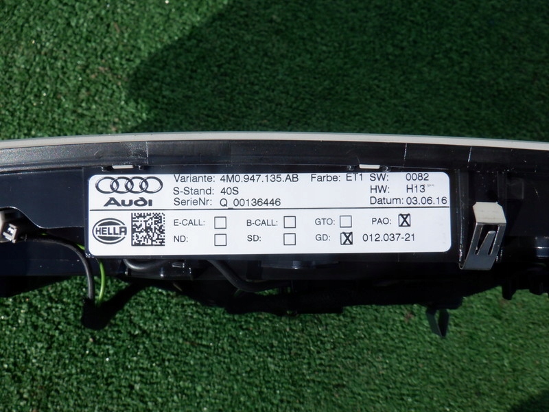 фото №3, Audi q7 лампа освещение кабины led 4m0947135ab