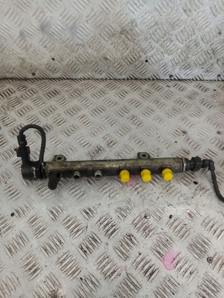 фото №1, Молдинг упорскування opel vectra c 0445214056