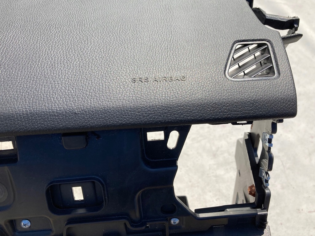 фото №7, Dr5 evo приборная панель приборная панель консоль подушки безопасности ремни