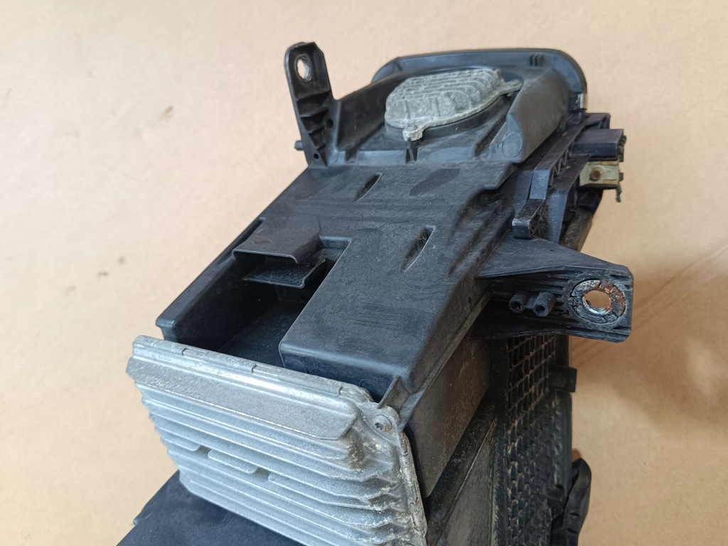 фото №13, Комплектна лампа ліва перед bmw x5 f15 x6 f16 7410683 eu адаптивний led