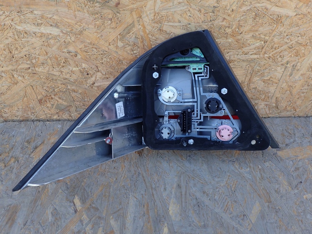 фото №3, Лампа правая задняя задняя mercedes s klasa 220 led