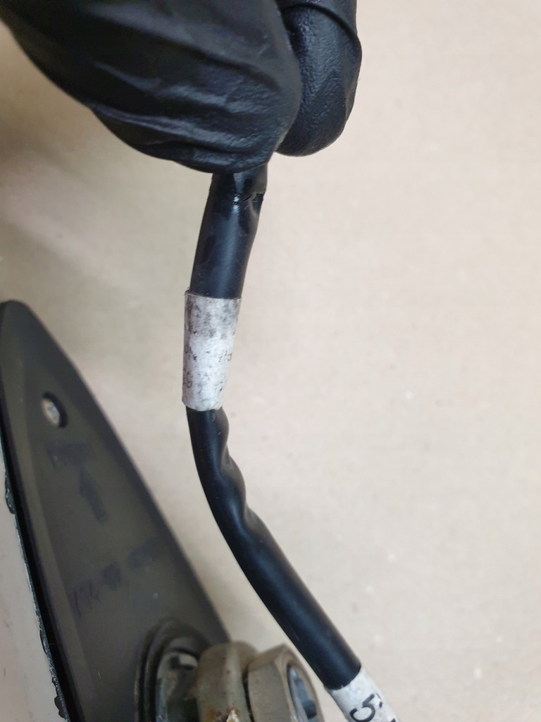 фото №12, Антенна кровельная rekin плавник белый mazda 6 gj 714-02 оригинальный номер