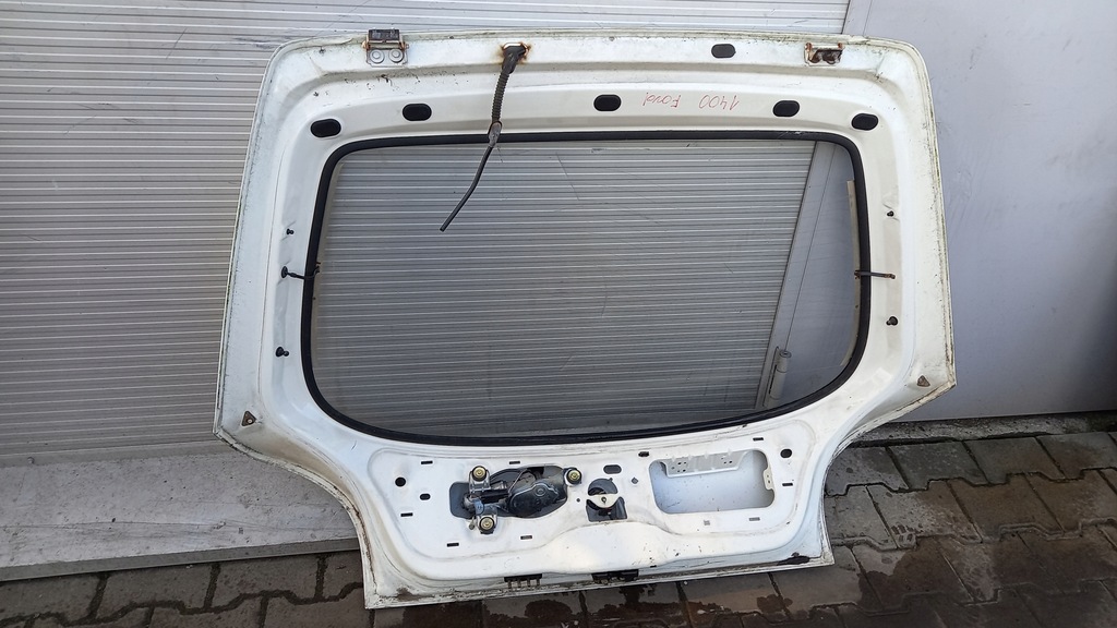 фото №6, Задняя крышка багажника ford fiesta 96r hb