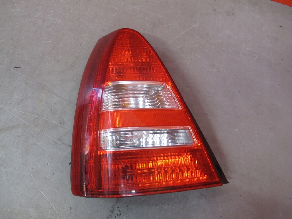фото №1, Subaru forester 2 ii sg 02-05 лампа левая задняя задняя koito europa