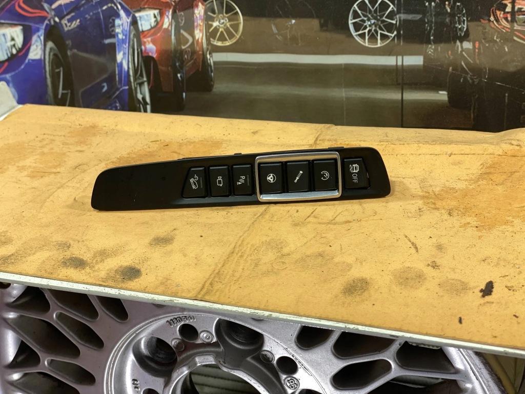 фото №1, Bmw x5 m f85 переключатель подвеска 7850154