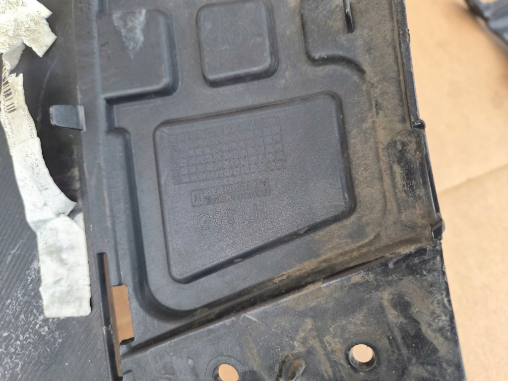 фото №11, Уголок бампера заднего bmw xm g09 оригинал нет клеёный