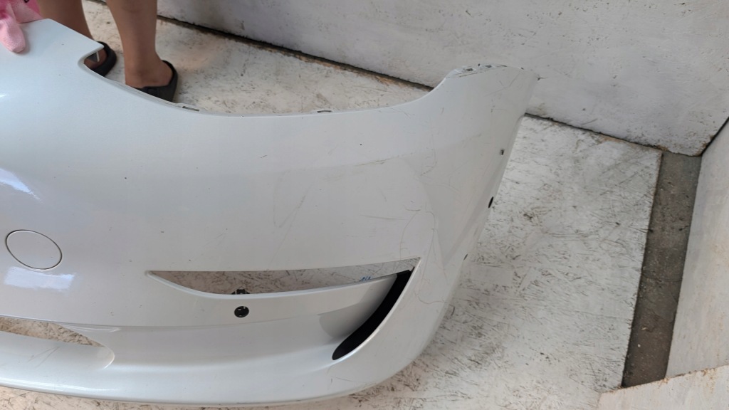 Tesla model 3 iii 17-19 бампер перед передній 1089447-00-b Ціна