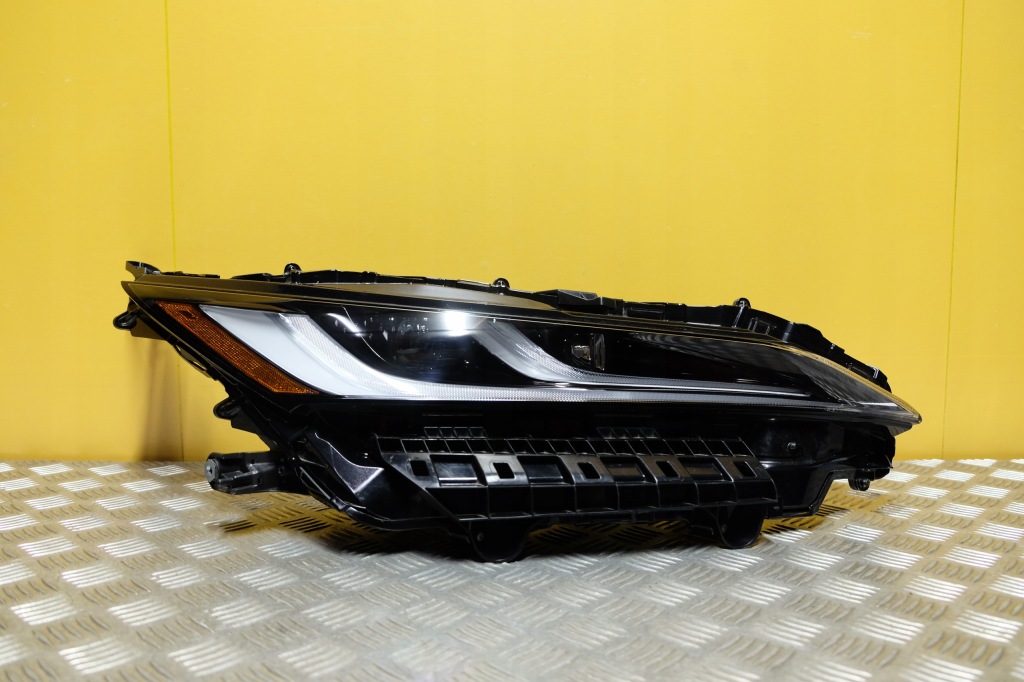 фото №1, Toyota venza 2021 2022- фара лампа full led права usa