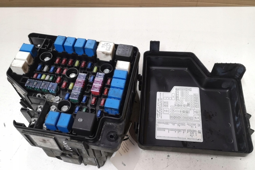 фото №7, Коробка предохранителей hyundai santa fé ii cm 919502b550 2.2l дизель