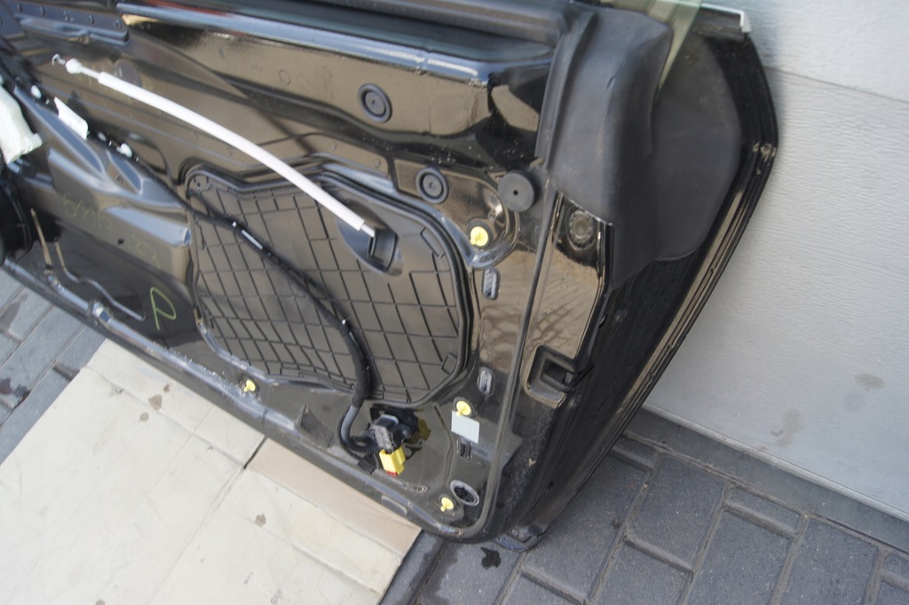 фото №16, Дверь правый перед audi a3 8p cabrio lift 08-