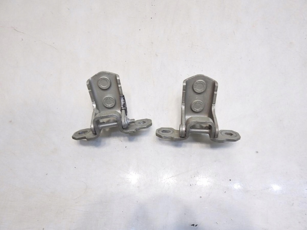 фото №3, Петли дверь правый задняя mv190 espace iv