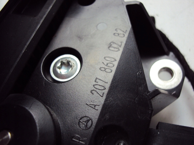 фото №7, Podajnik поперечина pas правый mercedes w207