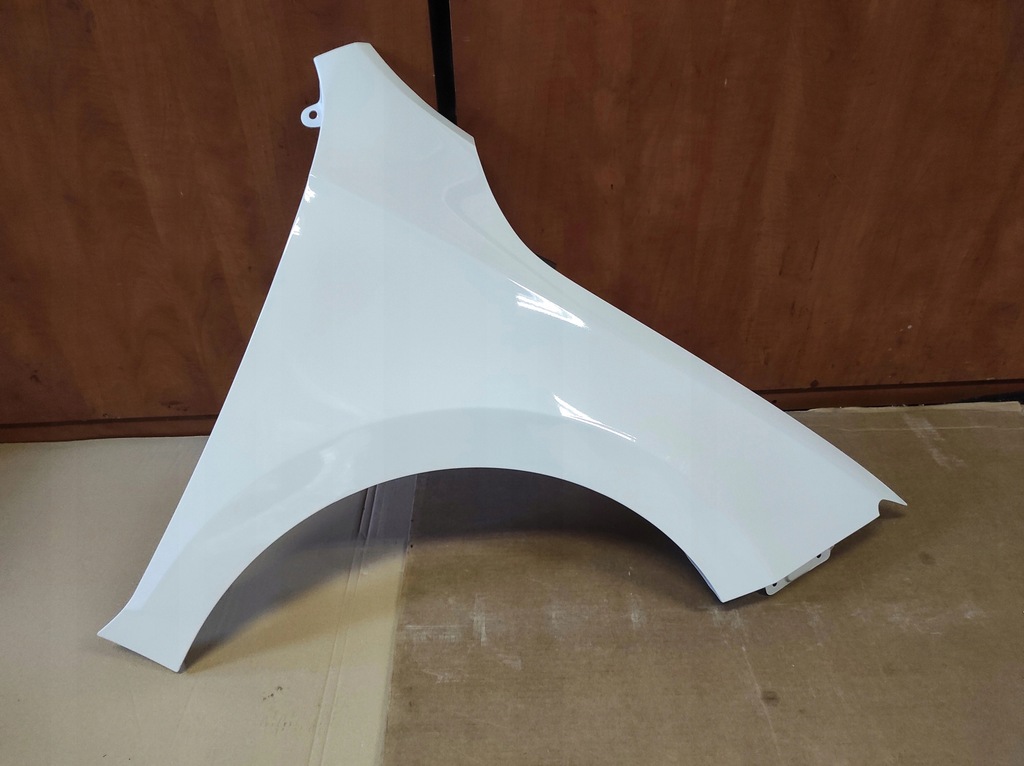 фото №1, Крыло правый skoda rapid lf9e 2012- с отверстие na поворотник