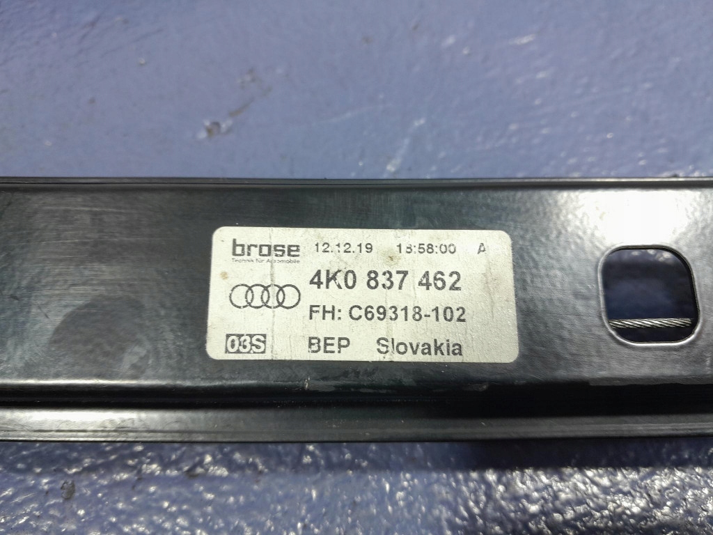 фото №5, Audi a6 c8 подъемник стекло перед передний правый 4k0837462