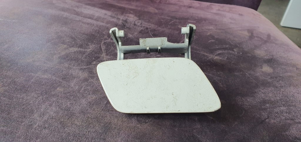 фото №1, Заглушка распылителя правая a 176 w176 amg 1768851756