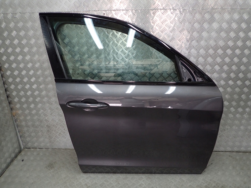 фото №1, Alfa romeo stelvio дверь перед передние правое комплект стекло рамки хром n44