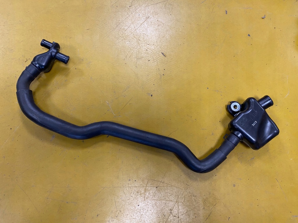 фото №1, Шланг воздуха вакуумa infiniti q70 m35h