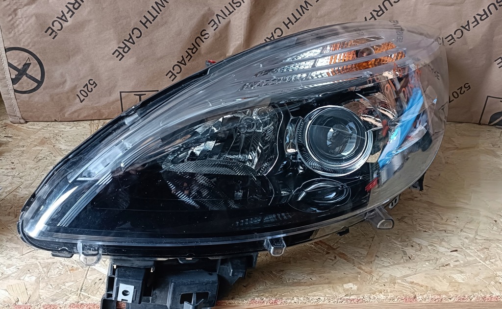 фото №1, Renault scenic iii лампа фара левый демонтаж