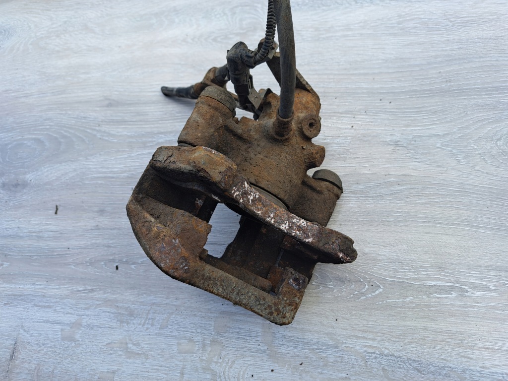 фото №1, Iveco daily суппорт тормозной левый задний задняя