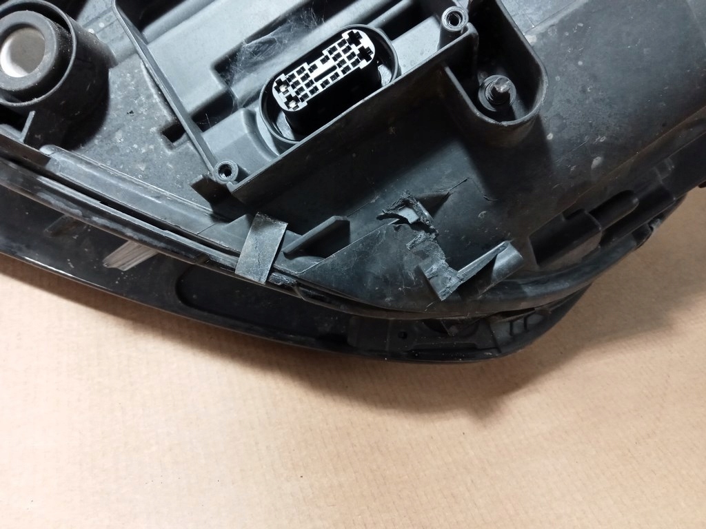 фото №13, Audi a4 s4 b9 8w - лампа фара правый перед 8w0941034